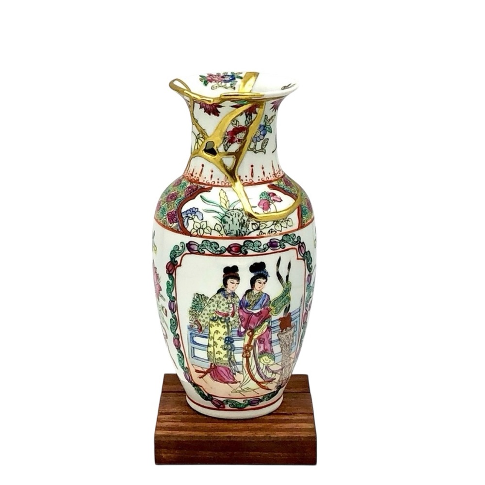 Kintsugi Vase Chinese Vtg Famille Rose Medallion Gold Crack Japanese Growth Gift